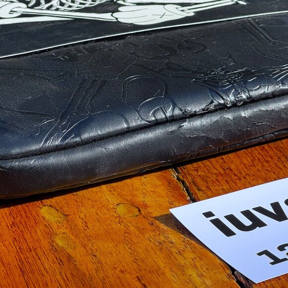 KAWS ARKITIP Incase Laptop Magazine Skeleton Case RARE 2007 - Picture 7 of 16